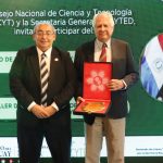 El Diario Última Hora, de Paraguay, publicó el acto de homenaje que se realizó al Dr. Antonio Cubilla. El mismo se realizó en el marco del Taller de Oportunidades del Programa CYTED, espacio que reunió a autoridades nacionales, representantes internacionales, investigadores y miembros del sistema científico en CONACYT. Más info en la imagen.