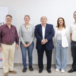 El Dr. Benjamín Barán, presidente del CONACYT, afirmó que Paraguay ha entrado en una nueva era de ciencia estratégica con el financiamiento de proyectos multidisciplinarios de gran envergadura, superiores al millón de dólares. La transformación del ecosistema científico nacional se fundamenta en un riguroso sistema de evaluación internacional independiente, políticas de descentralización con reserva del 30 % para instituciones del interior del país y una inversión que garantiza que el 90 % de los recursos se destine directamente a actividades científicas.